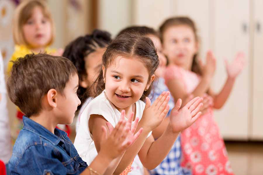 Kids Clapping- Wolf Pediatric Therapy Services of Barry County | Cassville, MO